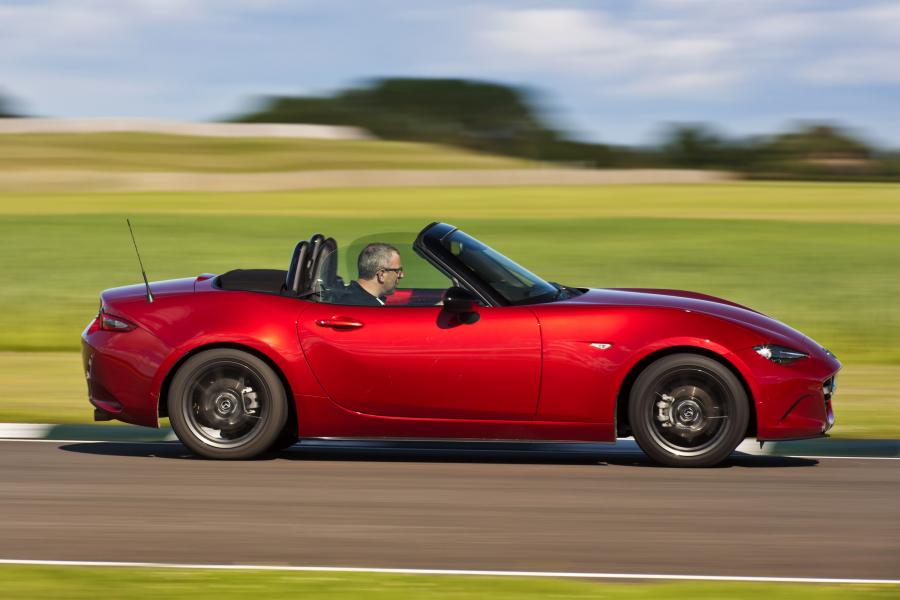  Mazda MX-5 2015 года  (UK) (фото 20 из 25)